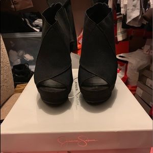 Jessica Simpson ~ Elastic Heels